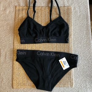 Calvin Klein set